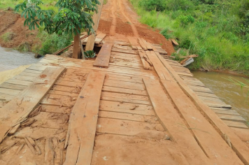Prefeitura de Amambai interdita ponte sobre o Rio Itaipa para manutenção