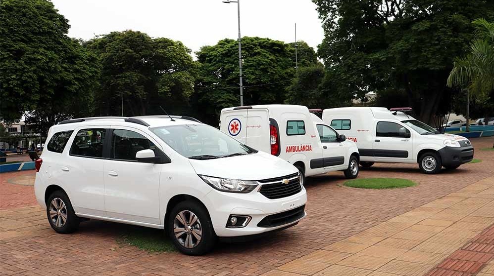 Novas ambulâncias e veículo Chevrolet Spin foram adquiridos com recursos próprios do município
