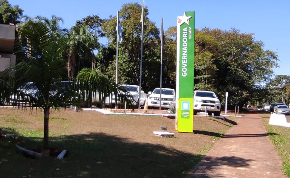 Prefeito Dr. Bandeira cumpre extensa agenda em Campo Grande