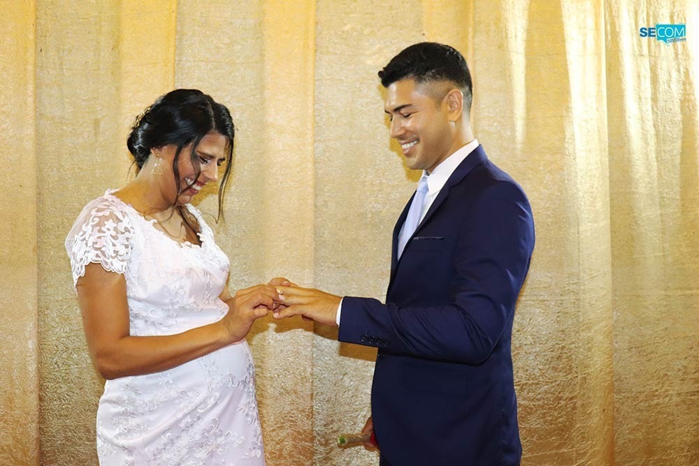 Amambai: 30 casais subiram ao altar e disseram 'sim' em Casamento Comunitário