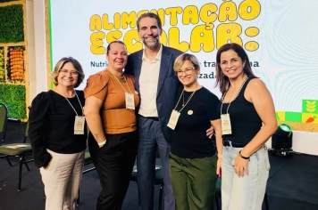 Amambai participa de evento sobre alimentação escolar em Foz do Iguaçu