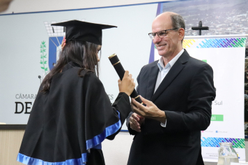 IFMS Polo Amambai comemora formatura de novos técnicos em Administração e Logística