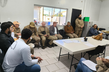 Mesmo com o frio, casos de dengue preocupam e mutirão é realizado nas vilas Doriane e Monte Cristo