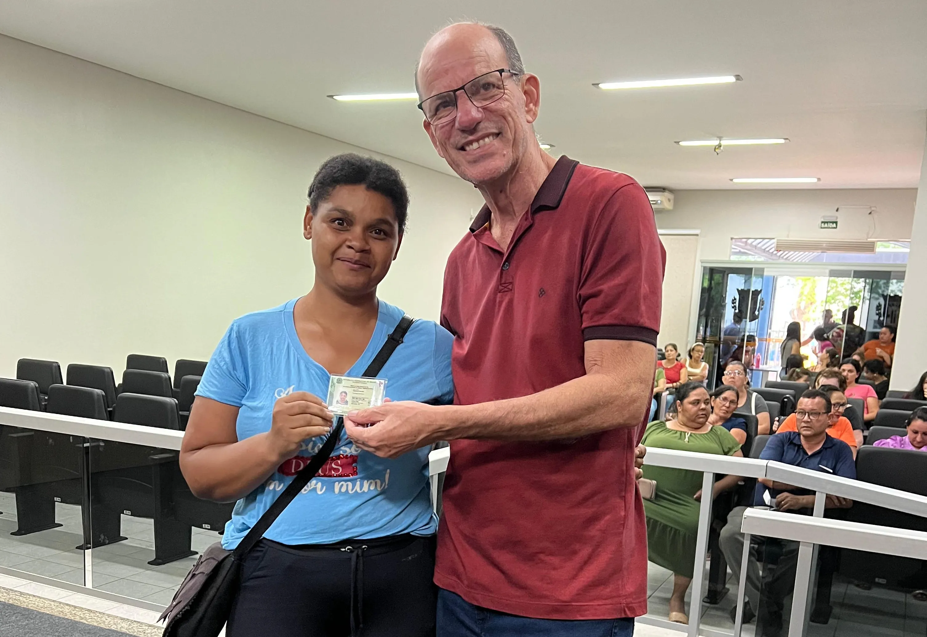 Prefeitura realiza entrega das identidades emitidas durante o Mutirão da Identidade Nacional em Amambai