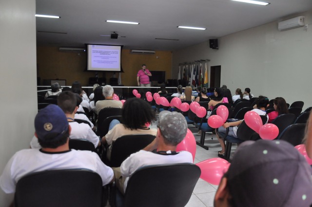 Prefeitura promove ações de conscientização sobre o câncer de mama em Amambai.