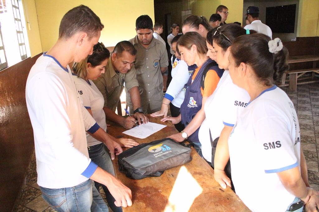 Prefeitura de Amambai realiza ação de combate ao mosquito Aedes aegypti na Vila Limeira.
