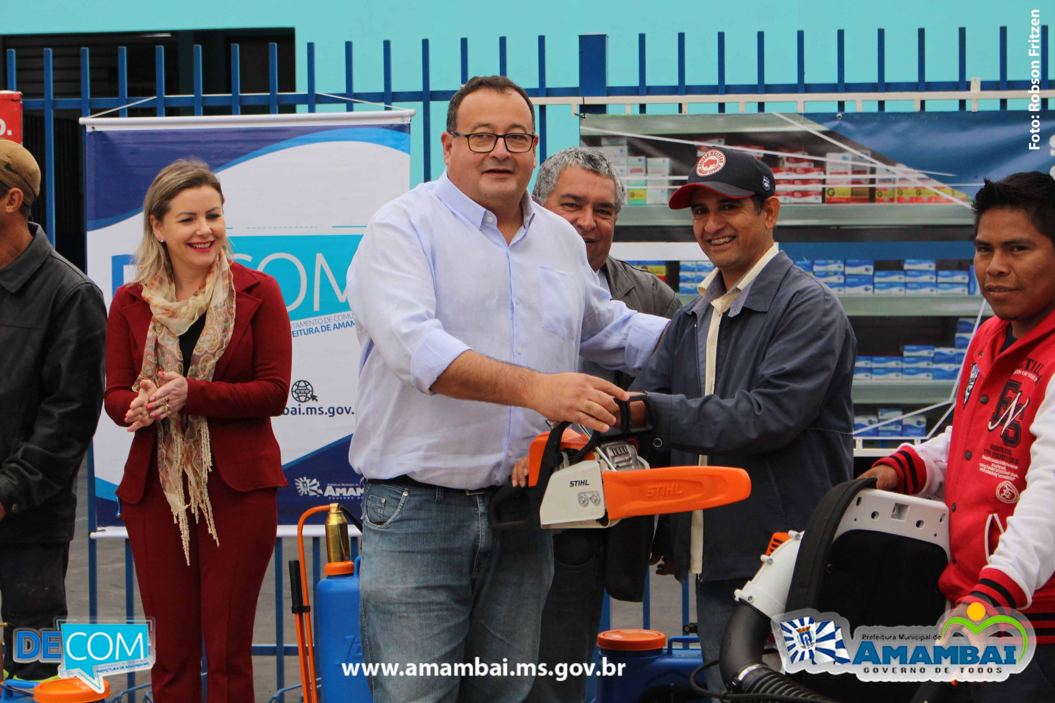 Prefeito de Amambai entrega novos equipamentos para Secretaria de Serviços Urbanos