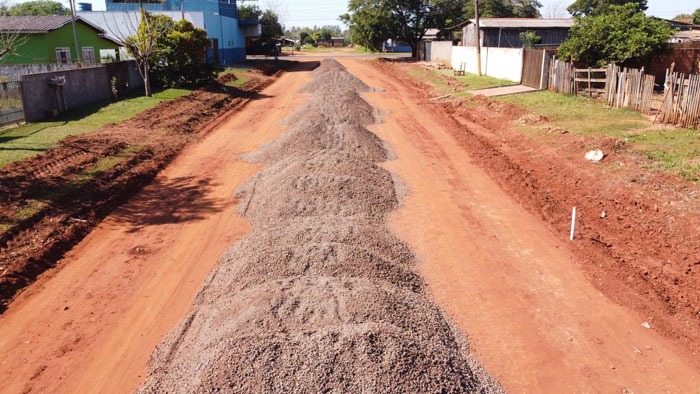 Prefeitura de Amambai emite comunicado sobre atraso na conclusão das obras de asfalto