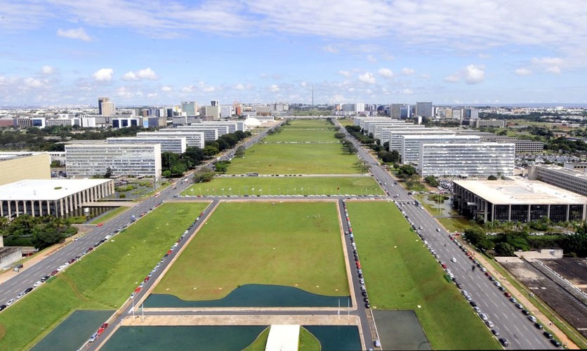 Dr. Bandeira embarca na noite desta segunda-feira para Brasília