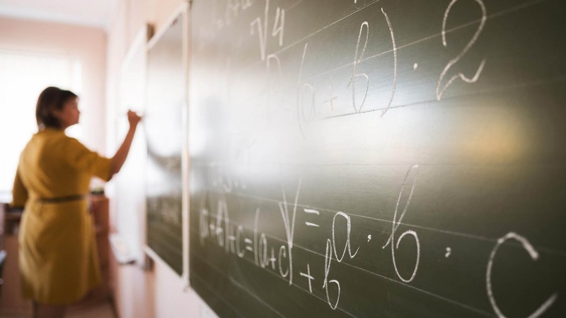 Professores da rede municipal de ensino de Amambai recebem valor acima do piso nacional desde 2009