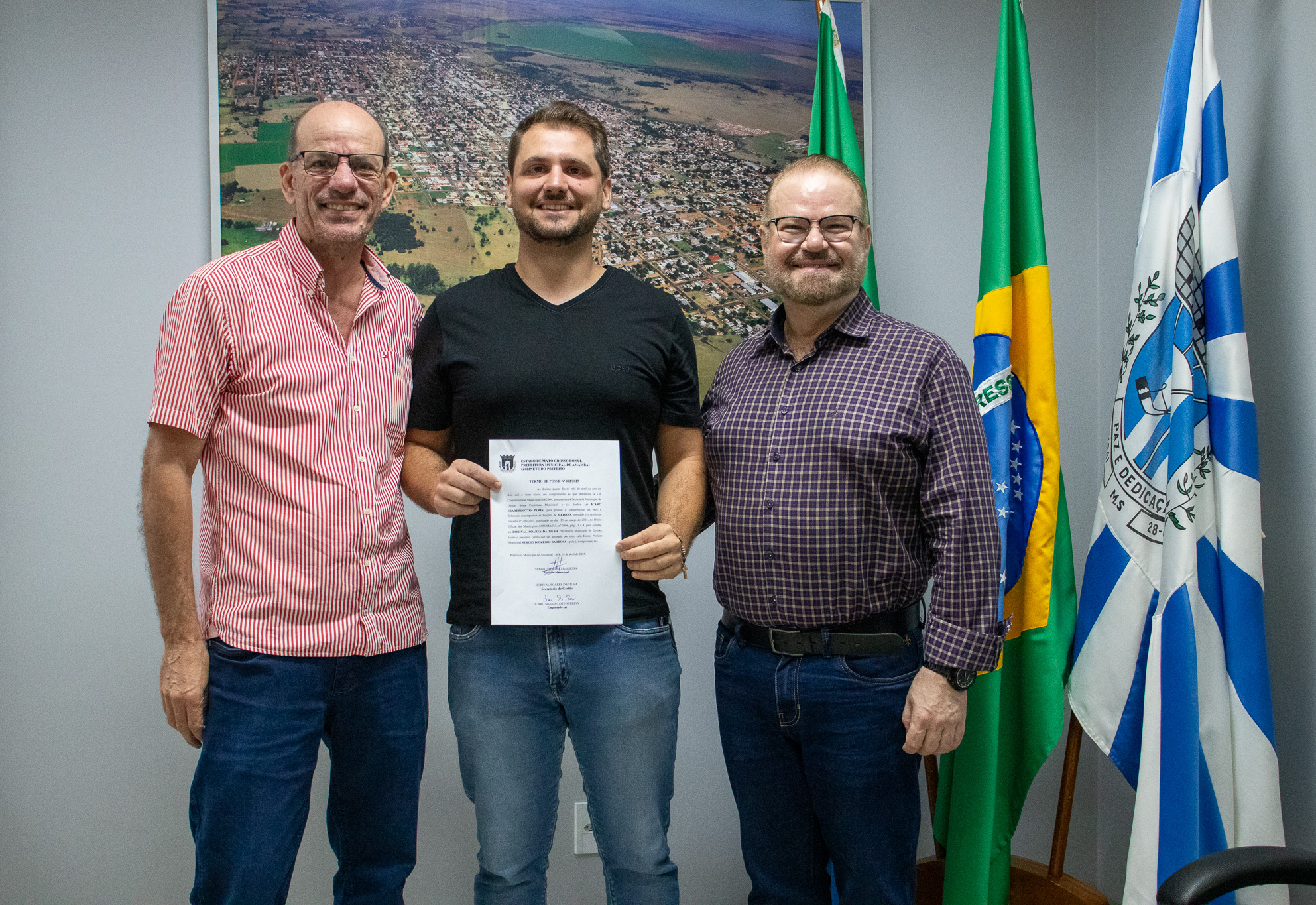 Prefeitura de Amambai dá posse a novo médico da rede municipal de saúde