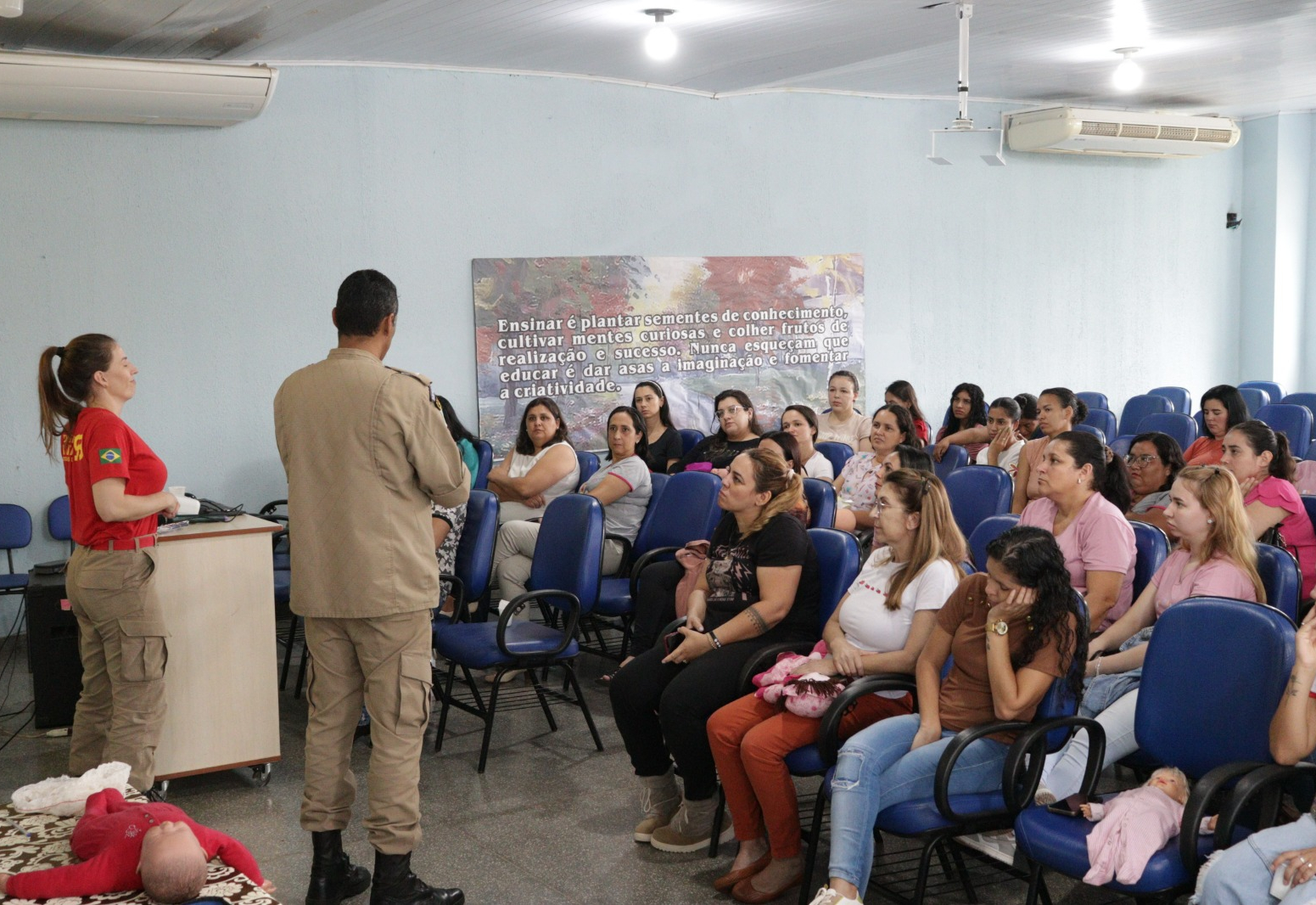 Profissionais da Educação de Amambai recebem treinamento da Lei Lucas