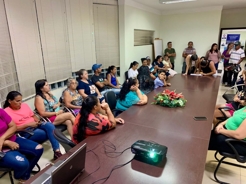 Beneficiários do projeto Sonho Meu participam da última reunião de 2023