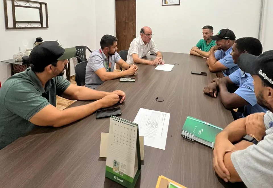 Amambai realiza visita técnica à COOPERAI