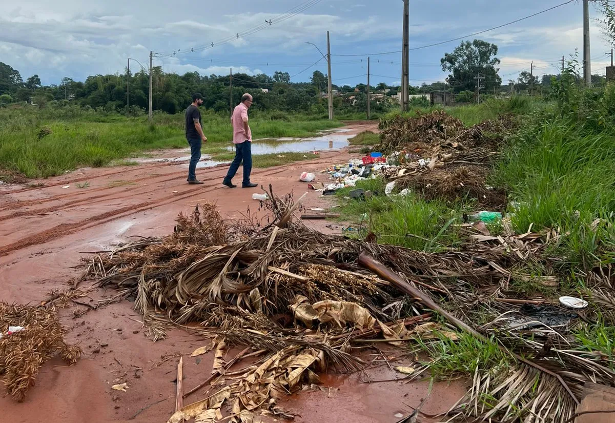 Descarte irregular de resíduos é proibido e pode gerar penalidades