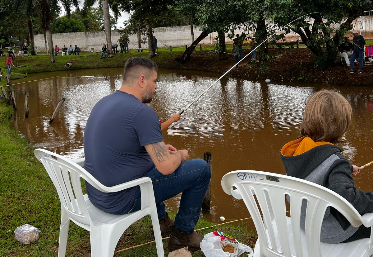 Campeonato de Pesca reuniu famílias e amigos no Parque da Cidade em Amambai