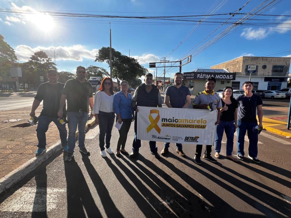 Amambai inicia programação do Maio Amarelo com foco no uso seguro de patinetes e ciclomotores Amambai inicia programação do Maio Amarelo com foco no uso seguro de patinetes e ciclomotores