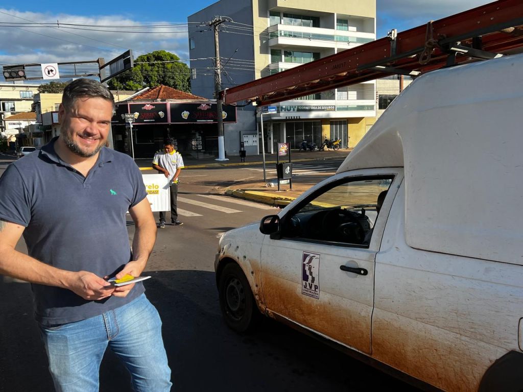Amambai inicia programação do Maio Amarelo com foco no uso seguro de patinetes e ciclomotores Amambai inicia programação do Maio Amarelo com foco no uso seguro de patinetes e ciclomotores