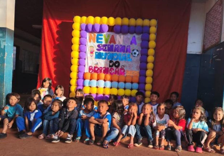 Maio foi mês de encantamento nas escolas de Amambai Maio foi mês de encantamento nas escolas de Amambai