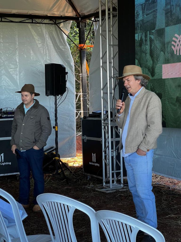 Prefeitura de Amambai prestigia dias de campo voltados à agricultura e pecuária Prefeitura de Amambai prestigia dias de campo voltados à agricultura e pecuária